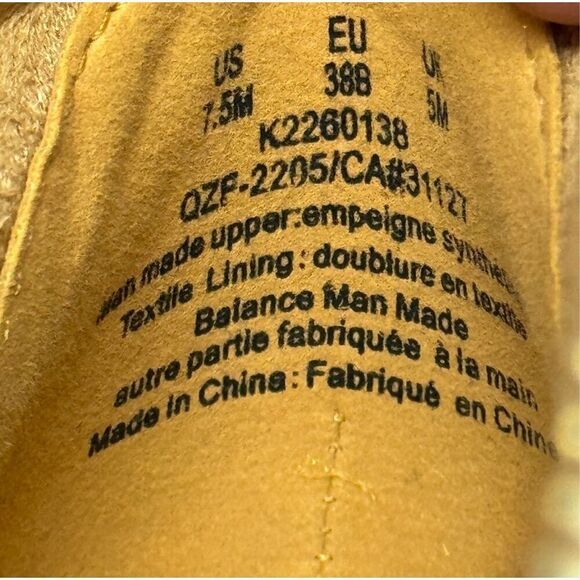 DKNY Booties Size 7.5 Mustard Block Heel Lug Sole Front Zip Boots - Picture 10 of 11